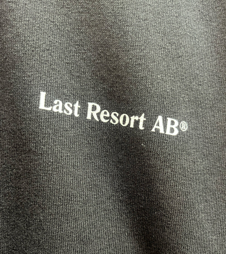 LAST RESORT AB | 50-50 Tee | Black
