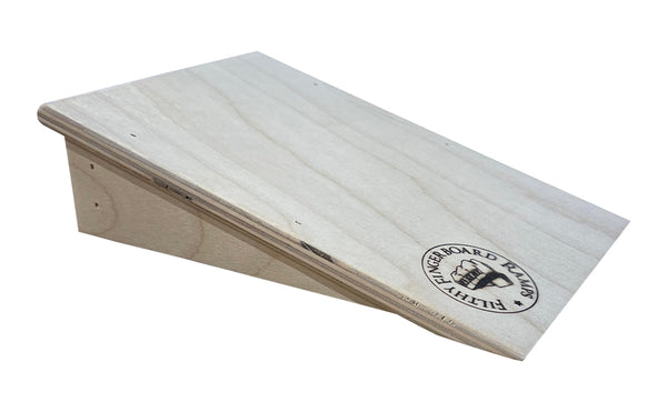 BAKERSFIELD SKATEBOARD COMPANY | Fingerboard Kicker | Ramp