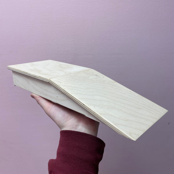 BAKERSFIELD SKATEBOARD COMPANY | Fingerboard Loading Dock | Mellow